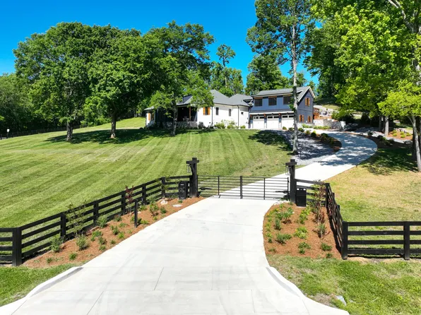 6659 Pinkston Rd, College Grove, TN 37046