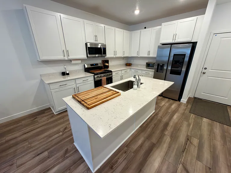 1379 W Sharry Baby Dr — Photo 6
