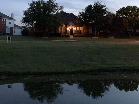 2nd image of 1503 Lynn Dr