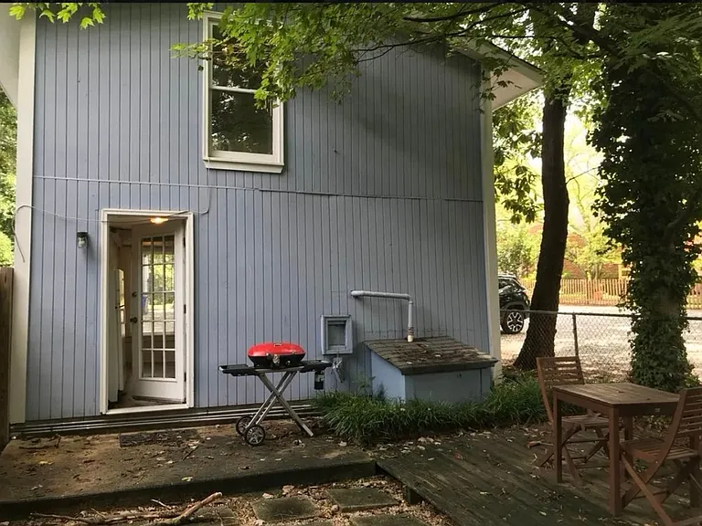 116 Kenan St — Photo 8
