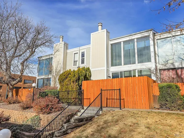 1050 S Monaco Parkway #10, Denver, CO 80224