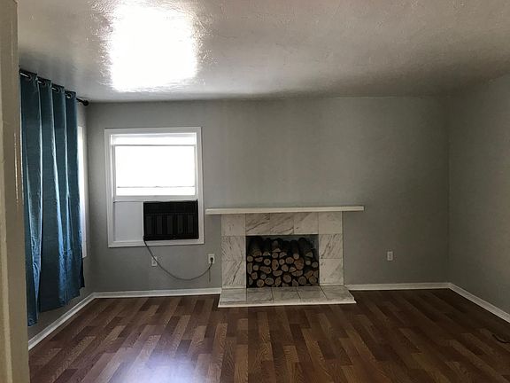3rd image of 3810 Kern St