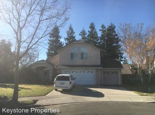 4401 Glimmer Ln, Turlock, CA 95382