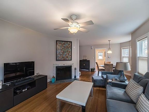 2nd image of 405 Shenley Dr