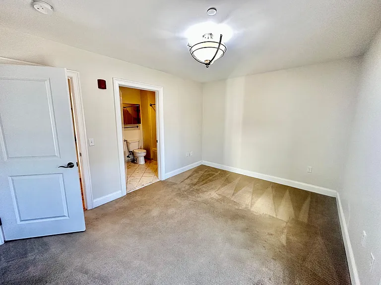 463 Rutherford Ave #306 — Photo 17