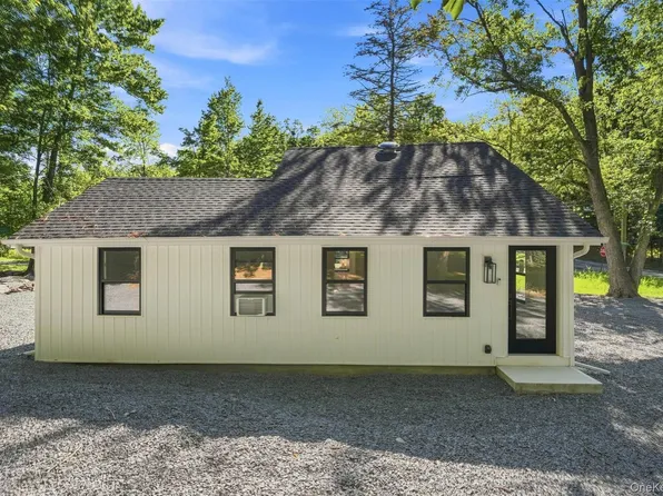 22 Downy Trail, Wurtsboro, NY 12790