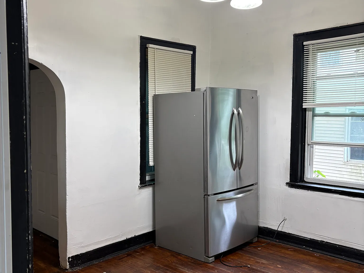 2 bed, 750 sqft, $1,000 — Photo 4