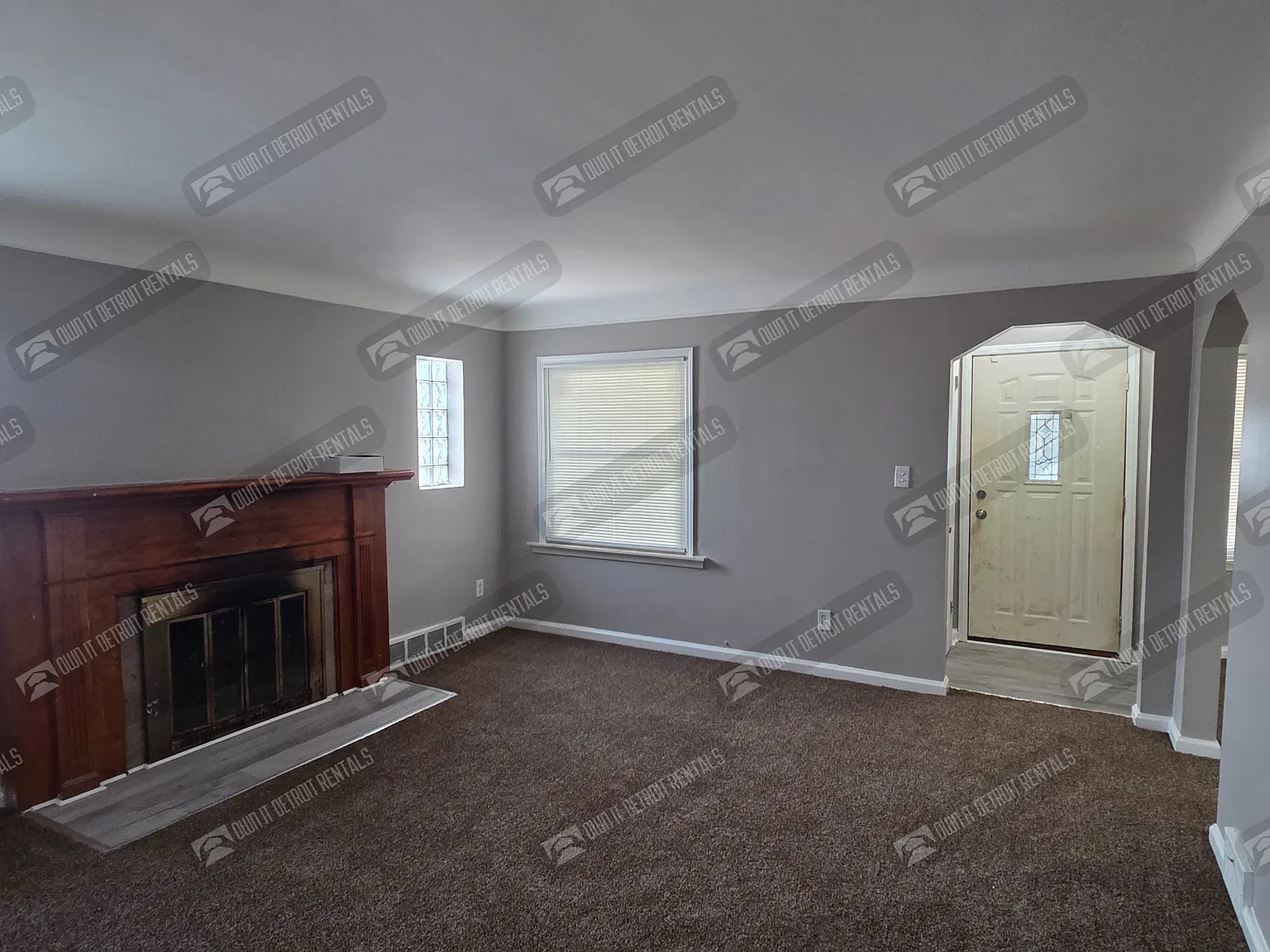 House - Bungalow — Photo 4