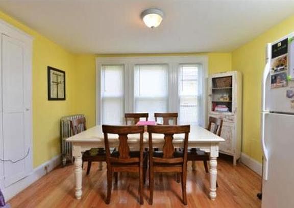 3rd image of 211 Quincy Shore Dr #2