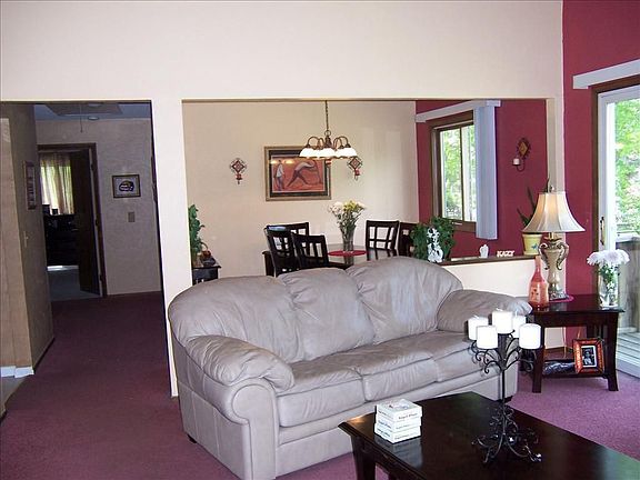 4th image of 9541 Bishopswood Ln