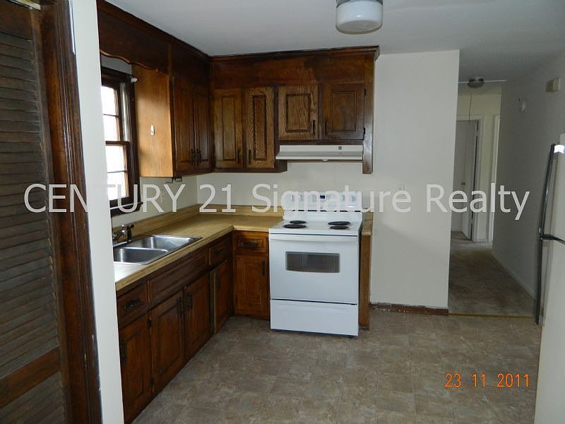 1st image of 9012 Lost Forest Dr