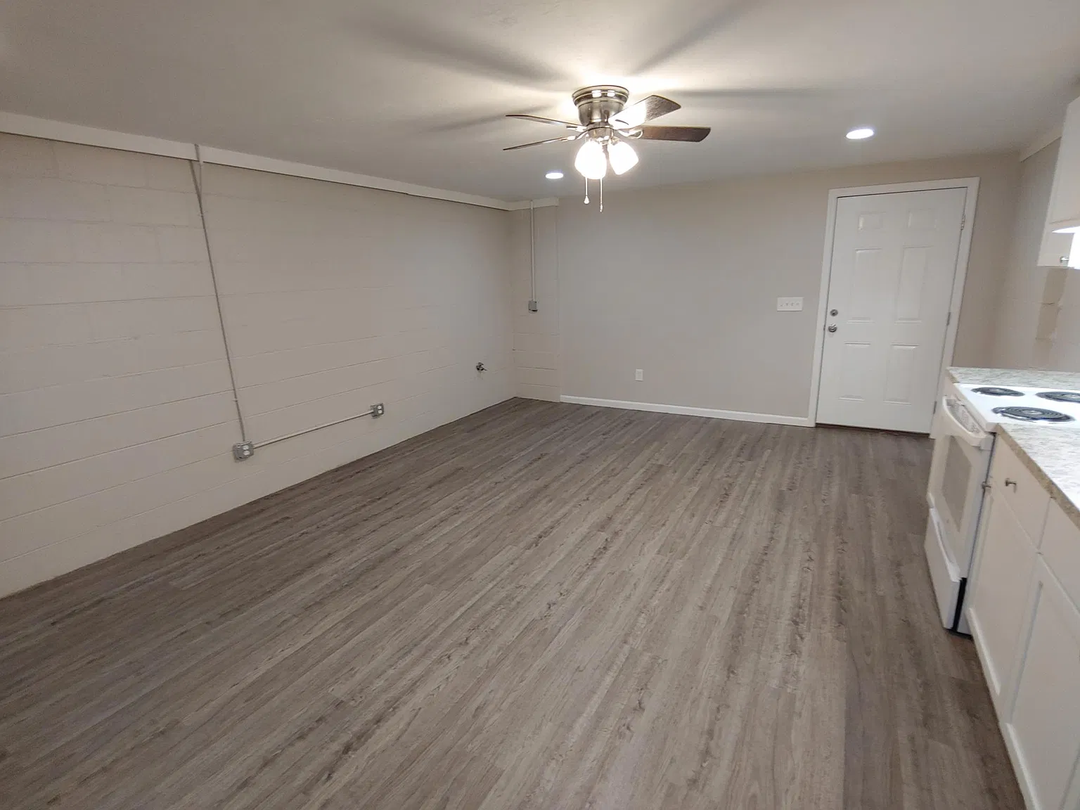 1 bed, 675 sqft, $995 — Photo 4