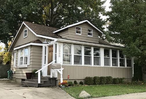 5th image of 22958 Pleasant St