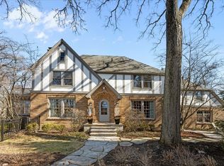 955 Vernon Ave, Winnetka, IL 60093