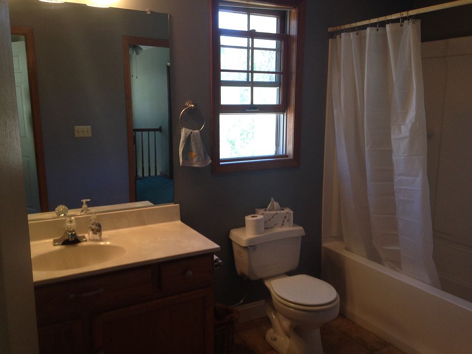 1st image of 38 Fairmount Dr