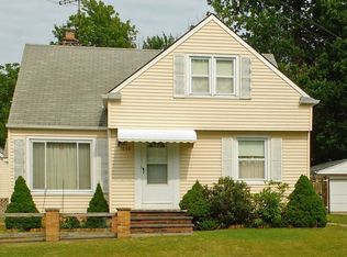 1659 Douglas Rd, Wickliffe, OH 44092