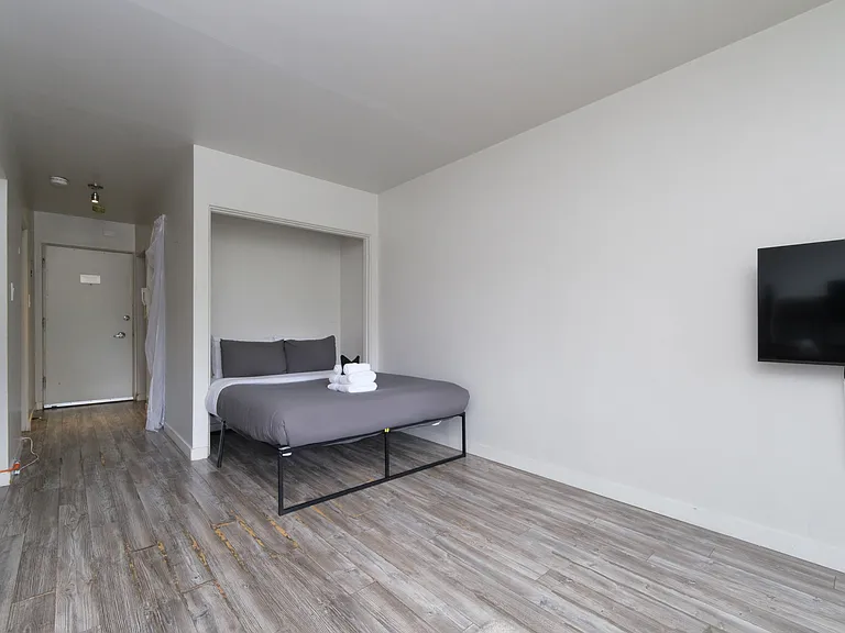 1540 Haro St — Photo 24