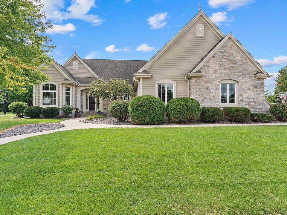 1st image of 1833 River Lakes ROAD S S