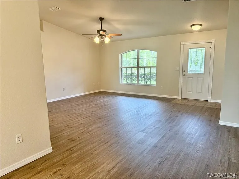 5768 N Summerfield Point — Photo 7