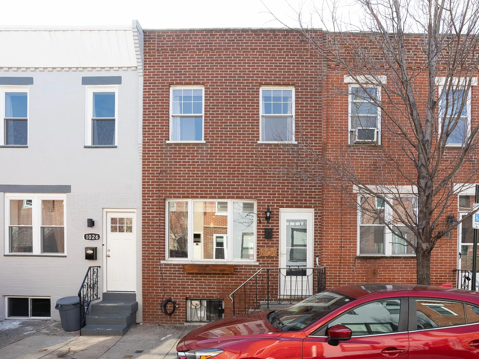 2 bed, 1.5 bath, 784 sqft, $2,200 — Photo 1
