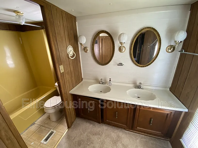 1380 Old Stage Rd #5 — Photo 6