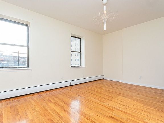 4th image of 515 Saint Marks Ave APT 3A