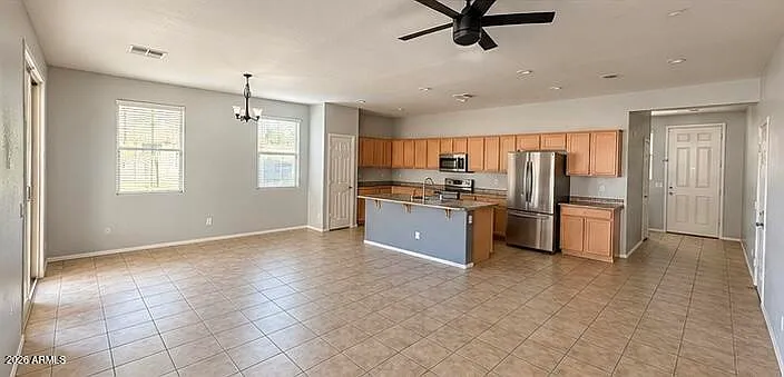 3 bed, 2.0 bath, 1551 sqft, $1,995 — Photo 3