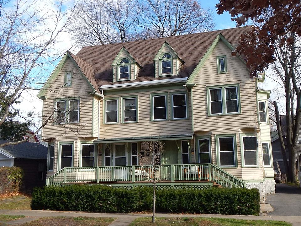 1st image of 315 Greenwood Pl #0
