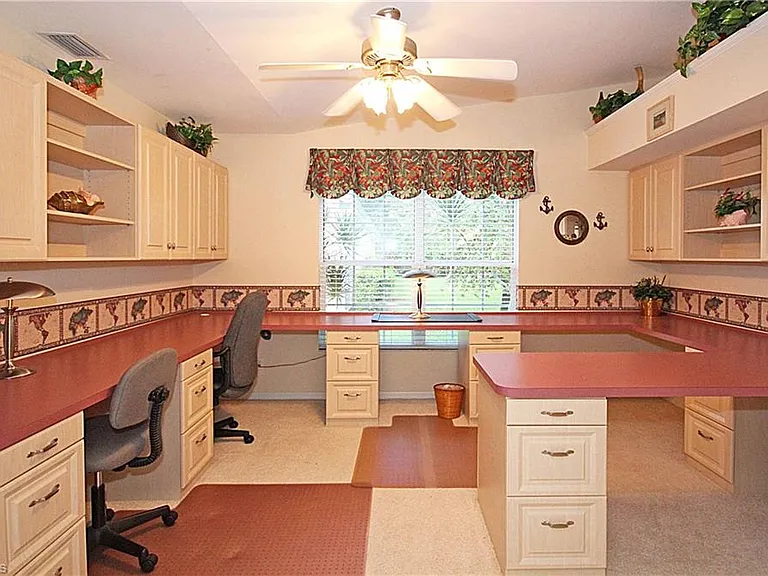 322 Melrose Pl #31 — Photo 7