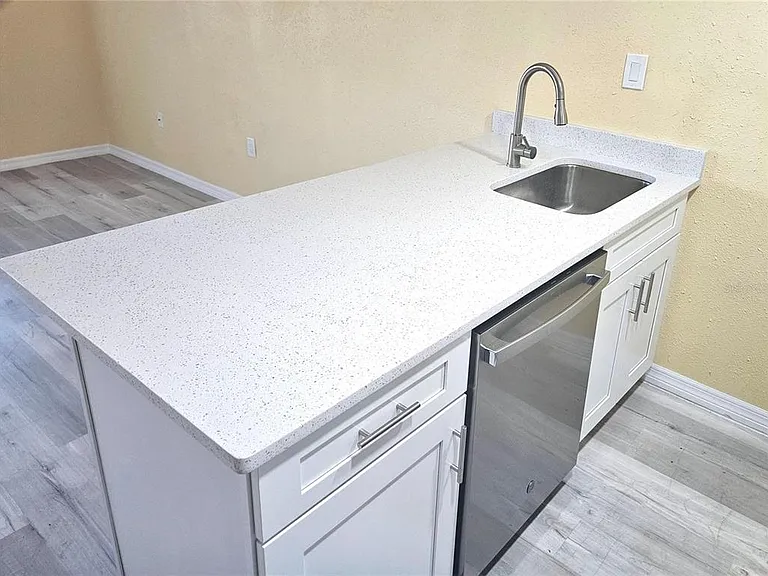 350 73rd Ave #4 — Photo 9