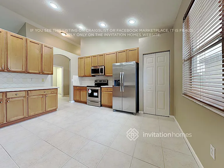 4803 N San Andros — Photo 6