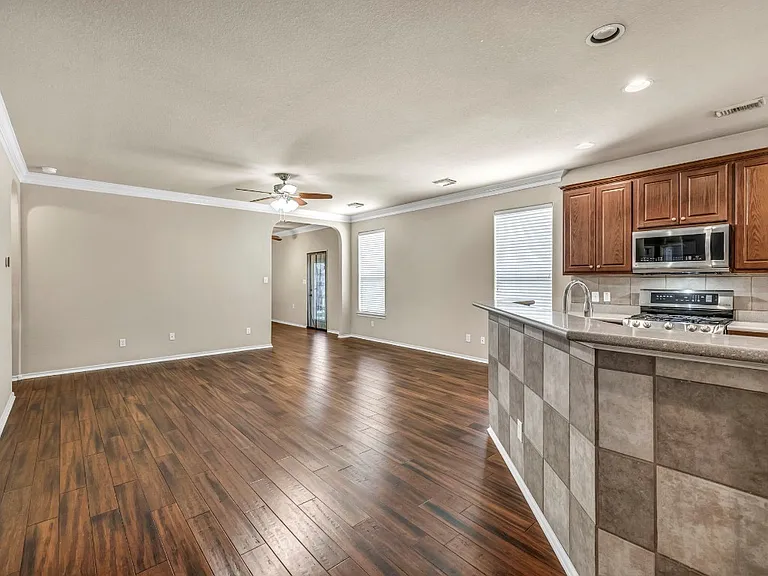 3748 Pine Needle Cir — Photo 7