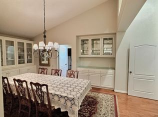 2260 Cervato Dr, Camarillo, CA 93012