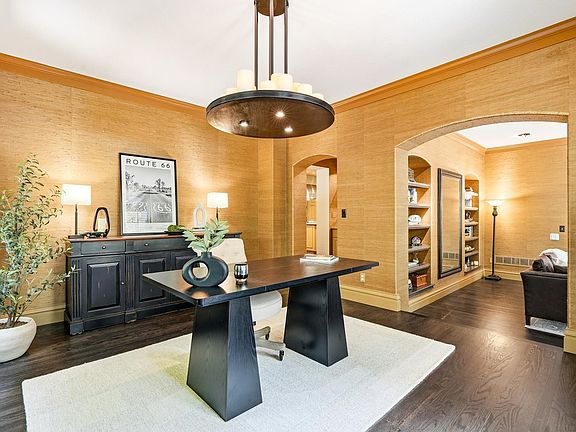 5th image of 820 6th St