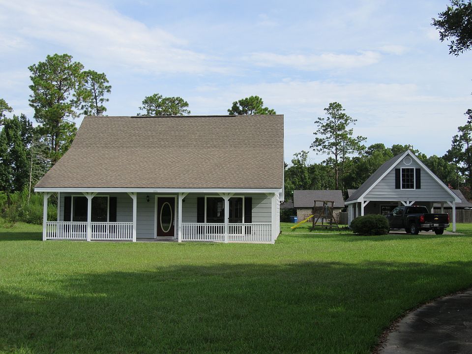 1st image of 606 Pinecone Dr