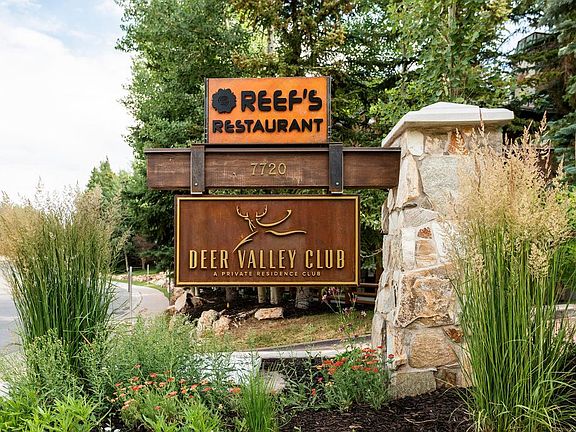 DVC and Reef Restaurant