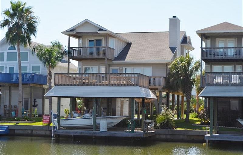 1st image of 3916 Bridge Harbor Dr