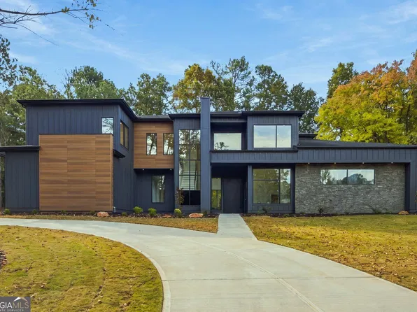 7060 Bells Way, Fairburn, GA 30213
