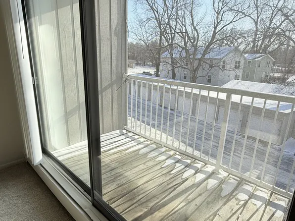 Johnson Parkway Apartments