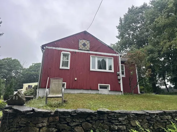 85 Park Rd, Charlton, MA 01507
