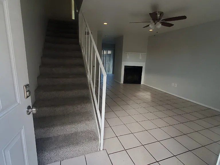 9228 N 7th Ave #2 — Photo 5