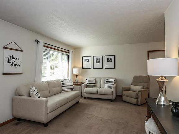 5th image of 4138 Bayberry Ct