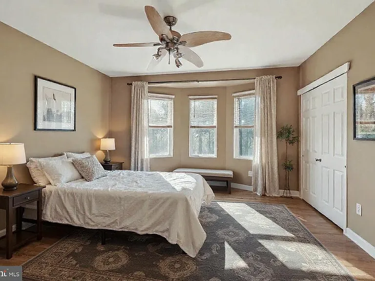 3817 Haverford Ave — Photo 14