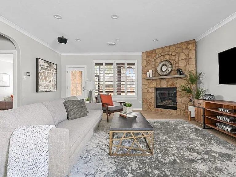 10820 Sky Rock Dr — Photo 6