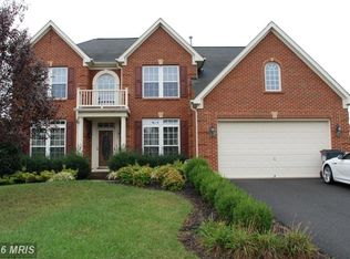 6673 Clarkes Meadow Dr, Bealeton, VA