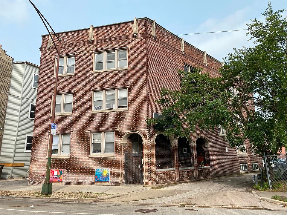 1st image of 7416 N Rogers Ave #3N