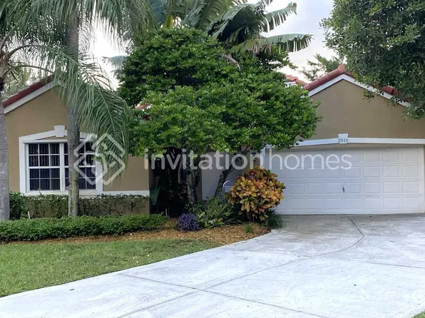 2016 Cove Ln, Fort Lauderdale, FL 33326