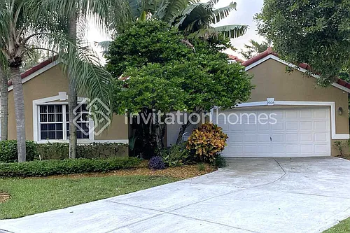 2016 Cove Ln Photo 1