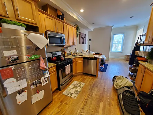 25 Lothrop St Photo 1