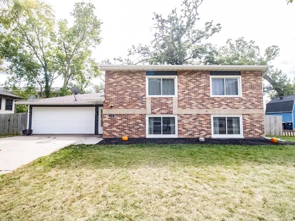 115 Chaffee Dr, Hiawatha, IA 52233